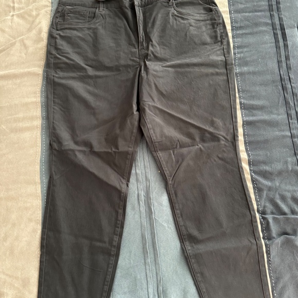 Loft Pants - Picture 2 of 2